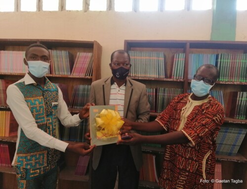 Ossara e.V. – Lehrwerke für das Gymnasium Naki-Est (Togo)
